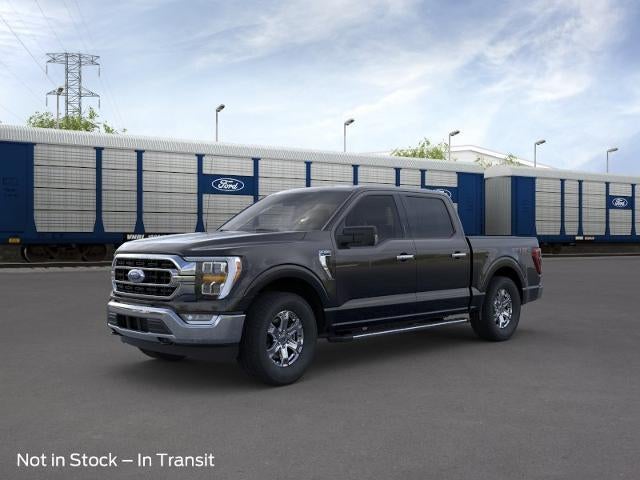 2023 Ford F-150 XLT 4WD SuperCrew 5.5' Box in Agate Black Metallic — front three-quarter view